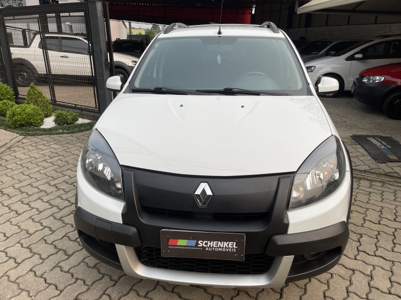 SANDERO 1.6 STEPWAY 8V FLEX 4P MANUAL - 2014 - NOVA PETRóPOLIS