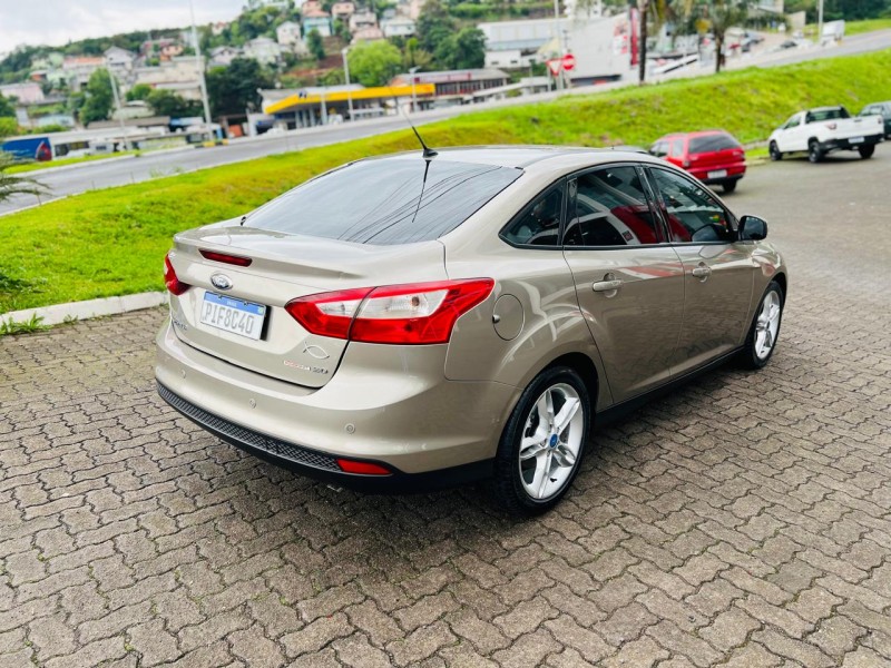 FOCUS 2.0 SE PLUS FASTBACK 16V FLEX 4P AUTOMÁTICO - 2015 - BENTO GONçALVES