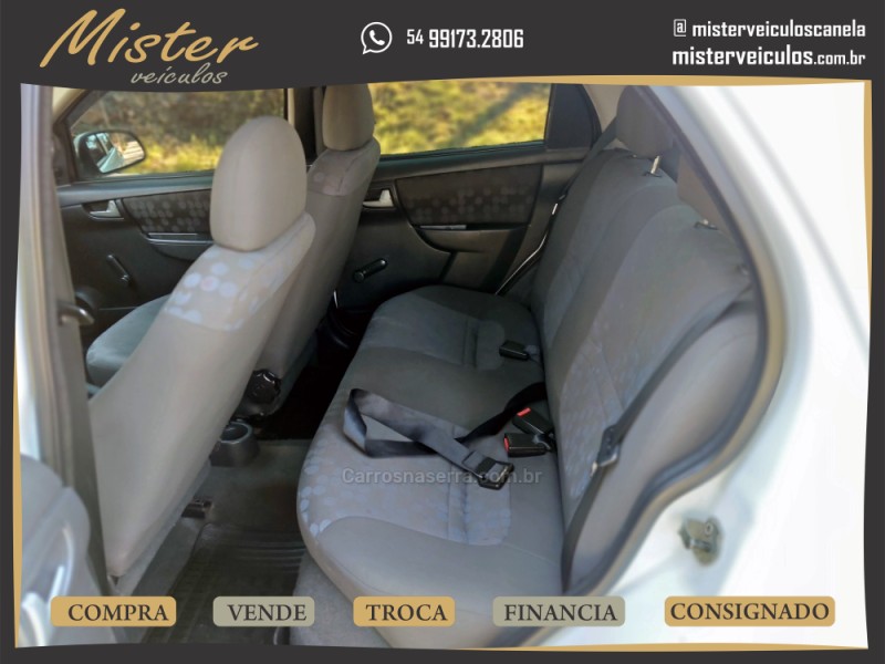 PRISMA 1.4 MPFI JOY 8V FLEX 4P MANUAL - 2009 - CANELA