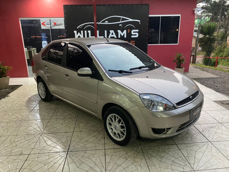 FIESTA 1.6 MPI SEDAN 8V FLEX 4P MANUAL - 2007 - CAXIAS DO SUL