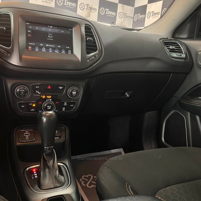 COMPASS 2.0 16V FLEX SPORT AUTOMÁTICO - 2018 - TAQUARA