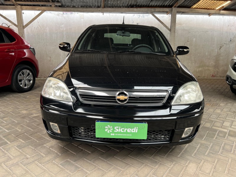 CORSA 1.4 MPFI PREMIUM SEDAN 8V FLEX 4P MANUAL - 2011 - GARIBALDI