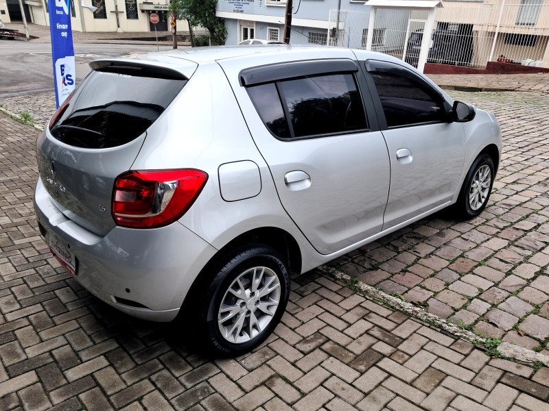 SANDERO 1.6 EXPRESSION 8V FLEX 4P MANUAL - 2016 - CAXIAS DO SUL