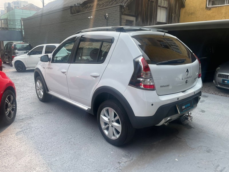 SANDERO 1.6 STEPWAY TWEED 8V FLEX 4P MANUAL - 2014 - CAXIAS DO SUL