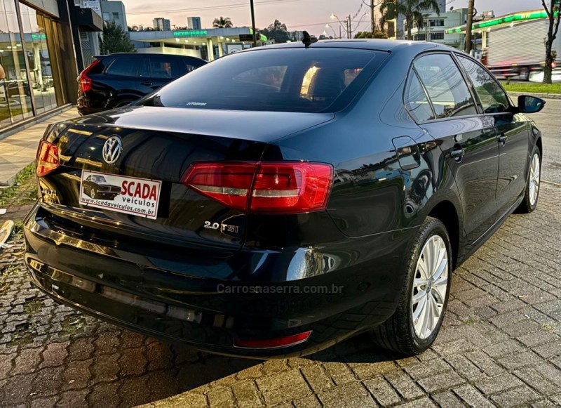 JETTA 2.0 COMFORTLINE FLEX 4P TIPTRONIC - 2015 - CAXIAS DO SUL