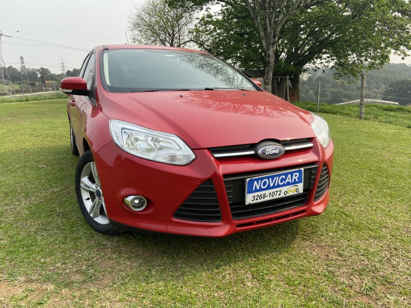 FOCUS 1.6 S 16V FLEX 4P MANUAL - 2014 - FARROUPILHA