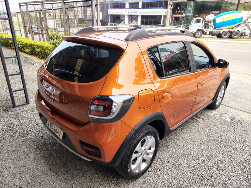 SANDERO 1.6 STEPWAY EASY R 16V FLEX 4P AUTOMÁTICO - 2015 - CAXIAS DO SUL