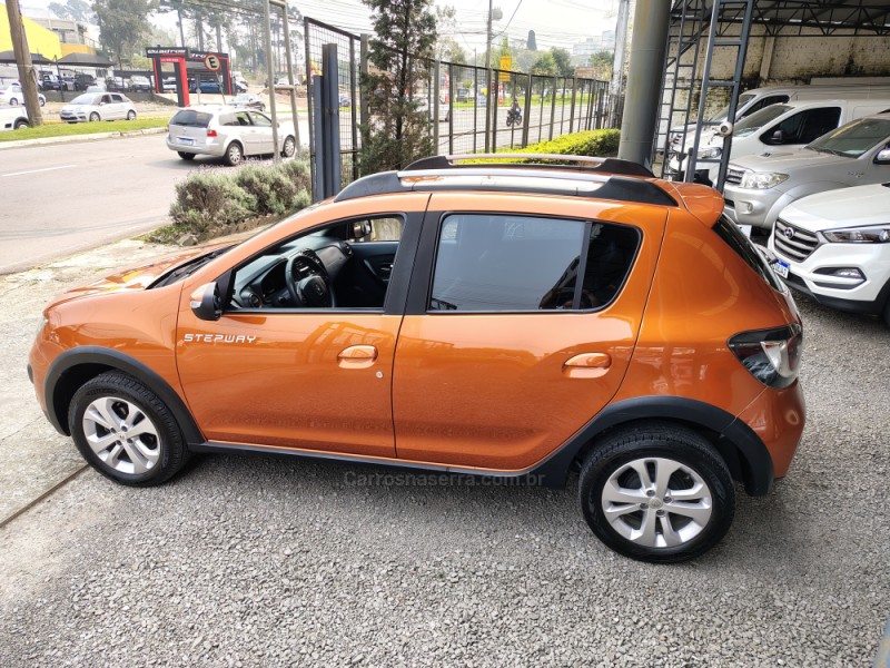 SANDERO 1.6 STEPWAY EASY R 16V FLEX 4P AUTOMÁTICO - 2015 - CAXIAS DO SUL