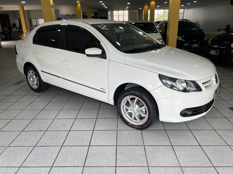 VOYAGE 1.0 MI TRENDLINE 8V FLEX 4P MANUAL - 2012 - CAXIAS DO SUL