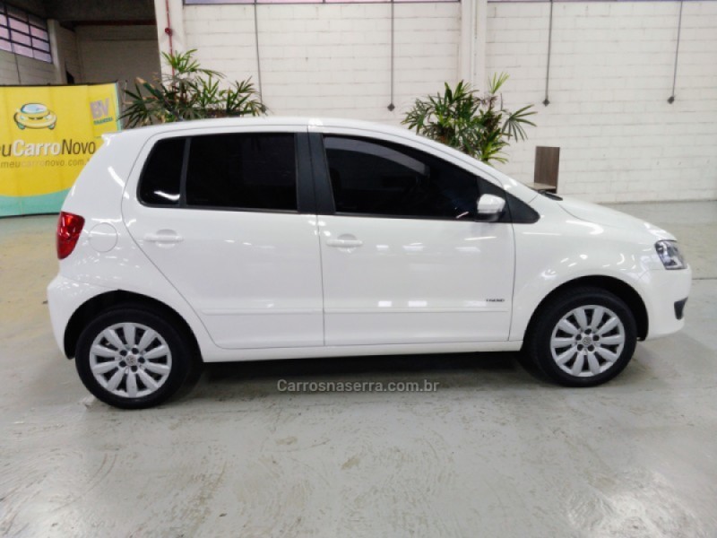 FOX 1.0 MI 8V FLEX 4P MANUAL - 2013 - CAXIAS DO SUL