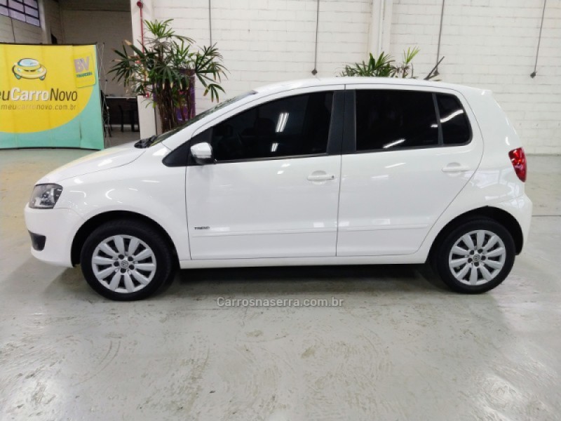 FOX 1.0 MI 8V FLEX 4P MANUAL - 2013 - CAXIAS DO SUL