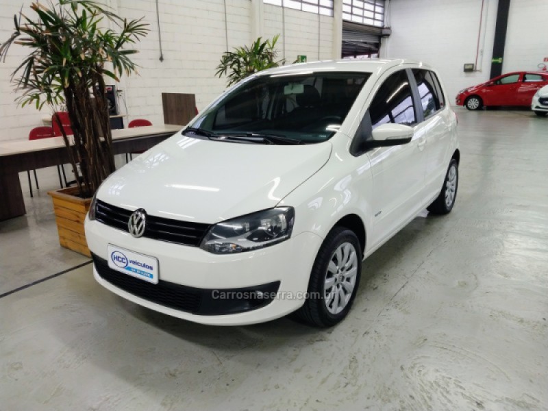 FOX 1.0 MI 8V FLEX 4P MANUAL - 2013 - CAXIAS DO SUL