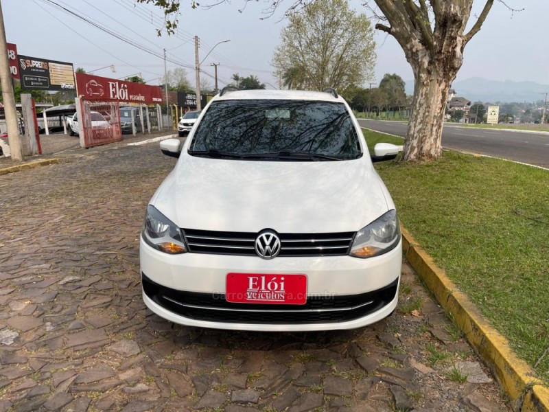 SPACEFOX 1.6 MI TREND 8V FLEX 4P MANUAL - 2013 - DOIS IRMãOS