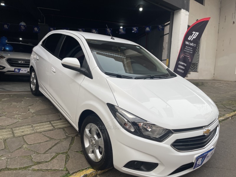 ONIX 1.4 MPFI LT 8V FLEX 4P MANUAL - 2019 - BENTO GONçALVES