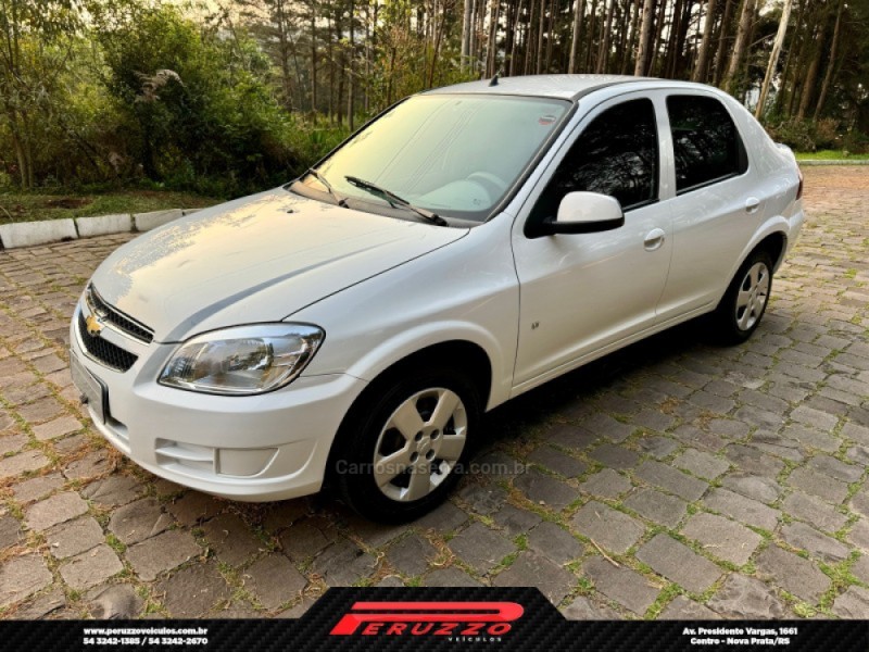 PRISMA 1.4 MPFI LT 8V FLEX 4P MANUAL - 2012 - NOVA PRATA