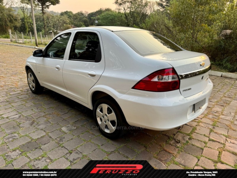 PRISMA 1.4 MPFI LT 8V FLEX 4P MANUAL - 2012 - NOVA PRATA