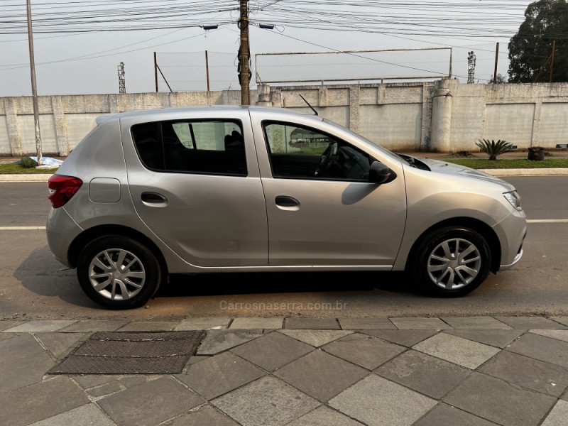 SANDERO 1.0 LIFE 12V FLEX 4P MANUAL - 2020 - GUAPORé