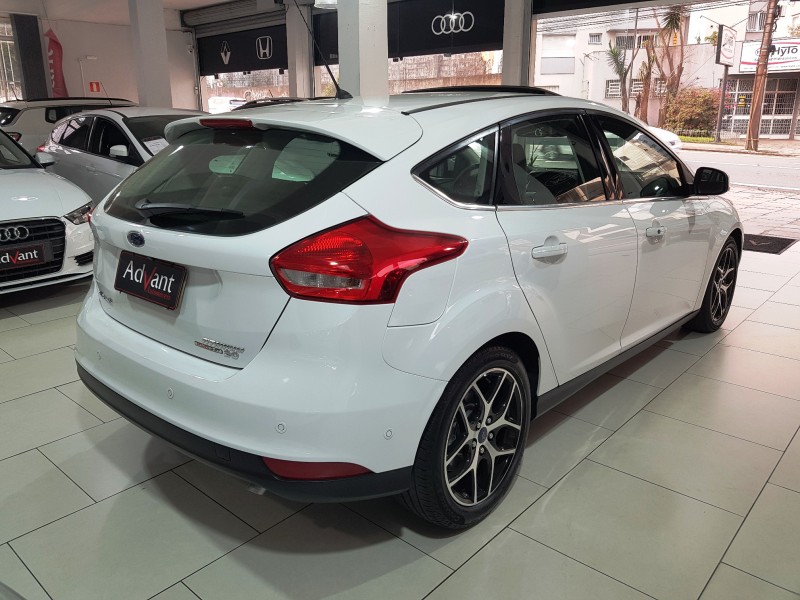 FOCUS 2.0 TITANIUM PLUS HATCH 16V FLEX 4P AUTO - 2016 - CAXIAS DO SUL