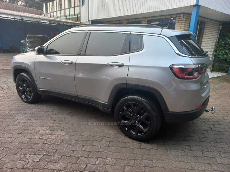 COMPASS 2.0 16V DIESEL LONGITUDE 4X4 AUTOMÁTICO - 2019 - CAXIAS DO SUL