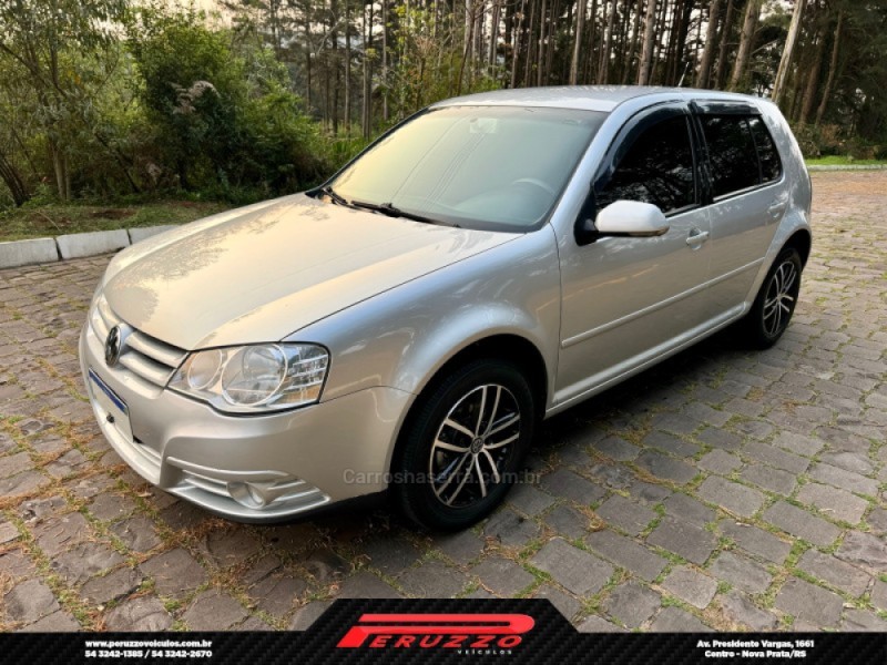 GOLF 1.6 MI 8V FLEX 4P MANUAL