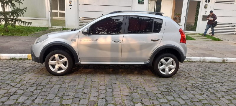 SANDERO 1.6 STEPWAY 16V FLEX 4P MANUAL