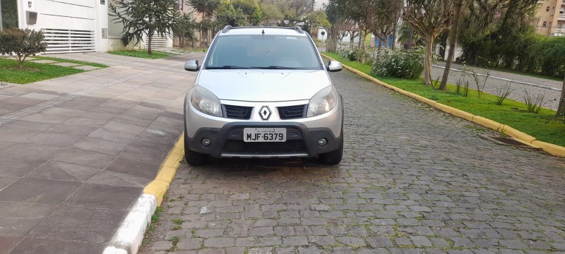 SANDERO 1.6 STEPWAY 16V FLEX 4P MANUAL - 2011 - FARROUPILHA