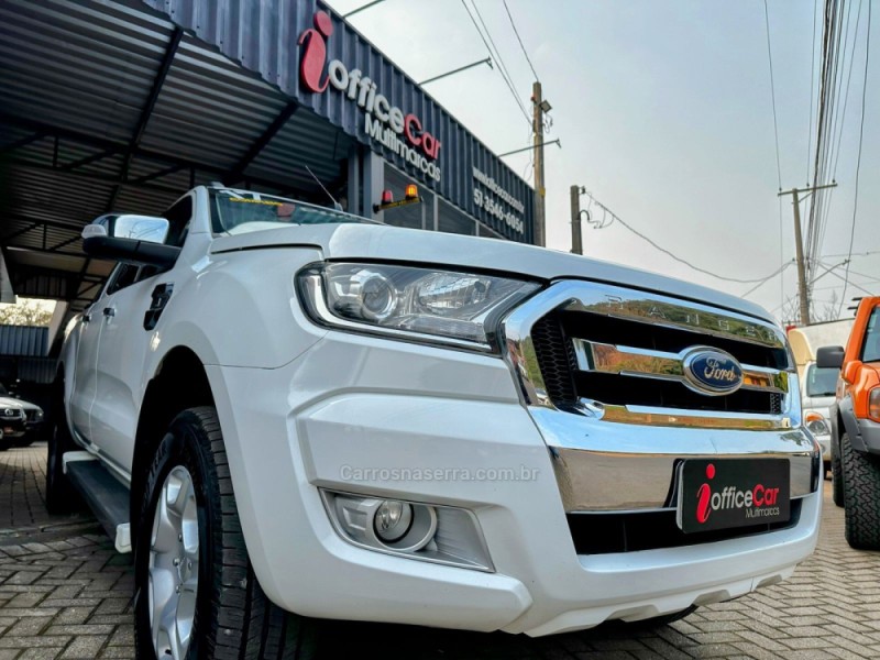 RANGER 3.2 XLT 4X4 CD 20V DIESEL 4P AUTOMÁTICO - 2017 - TRêS COROAS