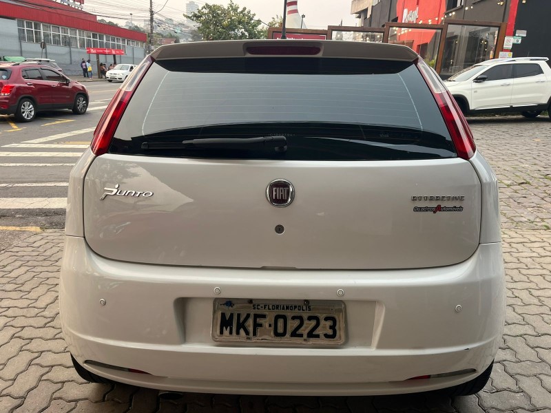 PUNTO 1.4 ATTRACTIVE ITALIA 8V FLEX 4P MANUAL - 2012 - CAXIAS DO SUL