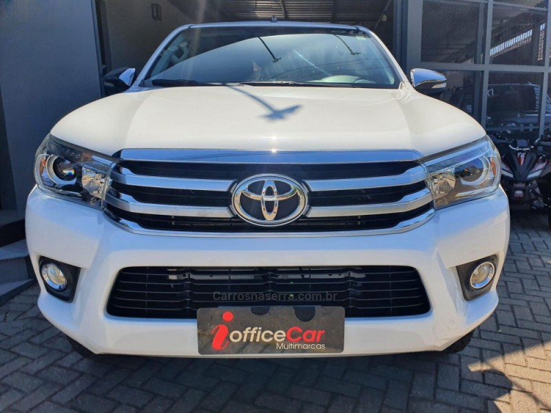 HILUX 2.8 SRX 4X4 CD 16V DIESEL 4P AUTOMÁTICO - 2017 - TRêS COROAS