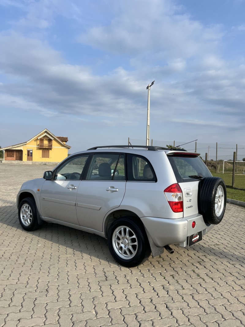 TIGGO 2.0 16V GASOLINA 4P MANUAL - 2011 - ANTôNIO PRADO