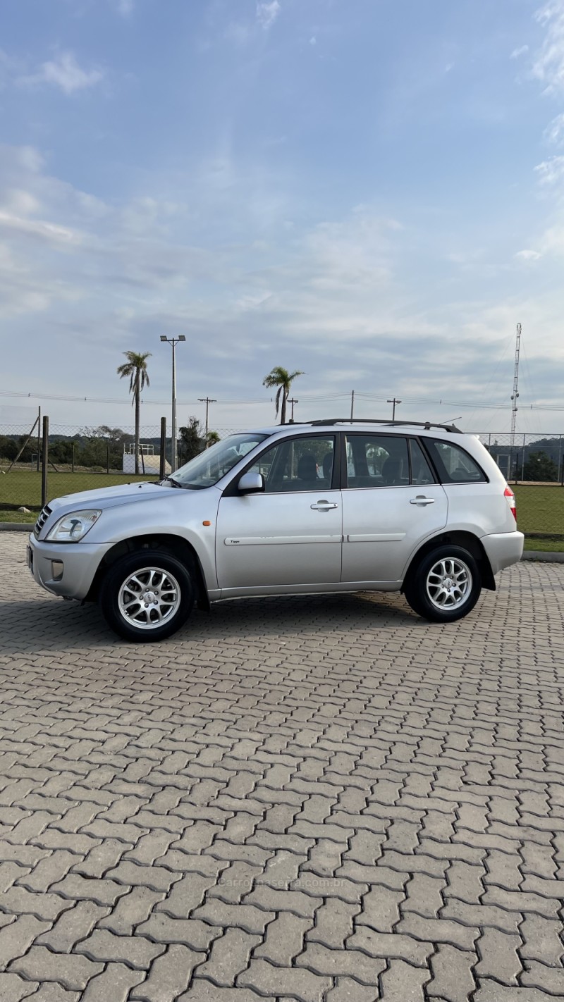 TIGGO 2.0 16V GASOLINA 4P MANUAL - 2011 - ANTôNIO PRADO