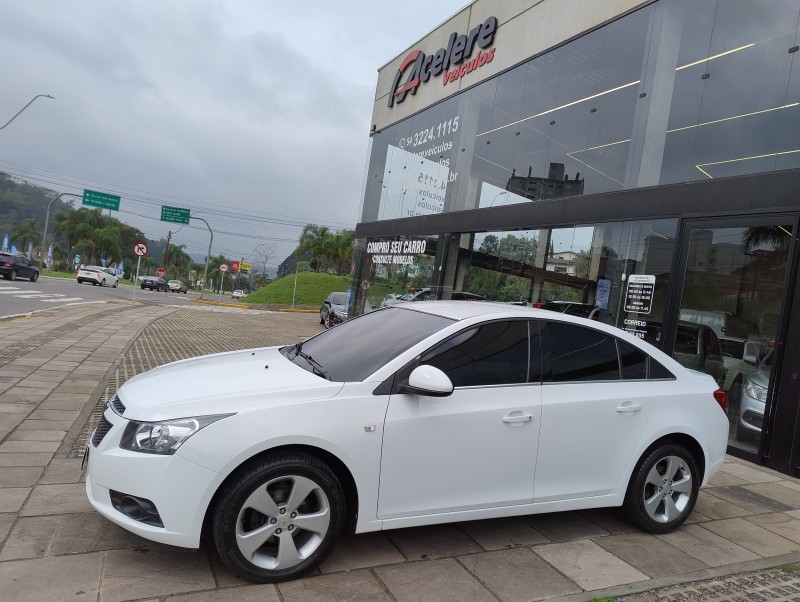 CRUZE 1.8 LT 16V FLEX 4P MANUAL - 2012 - CAXIAS DO SUL