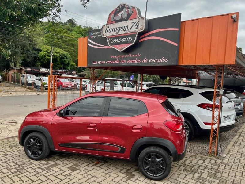 KWID 1.0 12V SCE FLEX INTENSE MANUAL - 2020 - TRêS COROAS