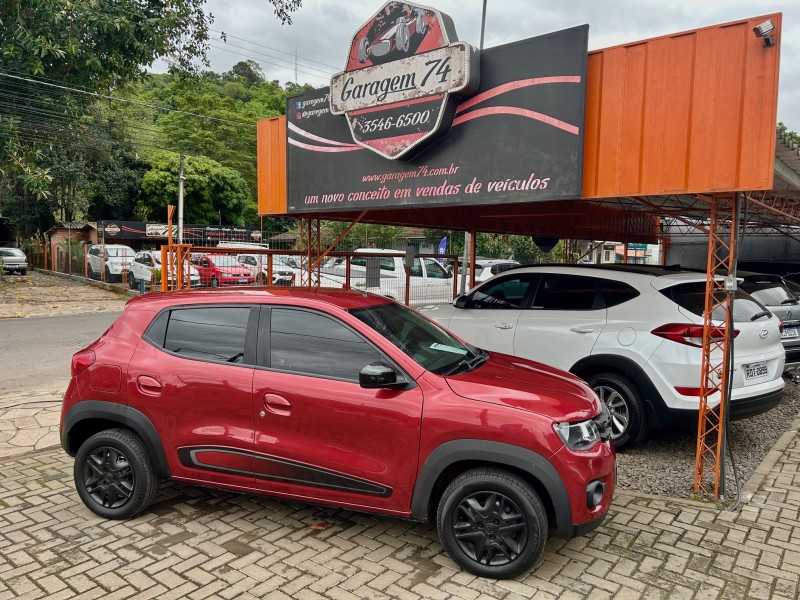 KWID 1.0 12V SCE FLEX INTENSE MANUAL - 2020 - TRêS COROAS