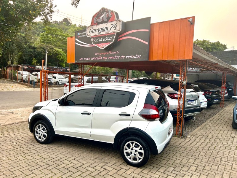 MOBI 1.0 8V EVO FLEX LIKE. MANUAL - 2021 - TRêS COROAS