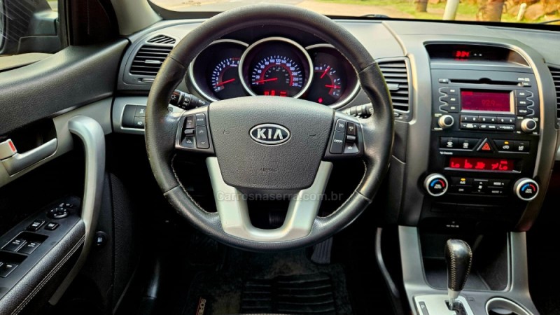 SORENTO 3.5 4X4 V6 24V GASOLINA 4P AUTOMÁTICO - 2011 - IVOTI