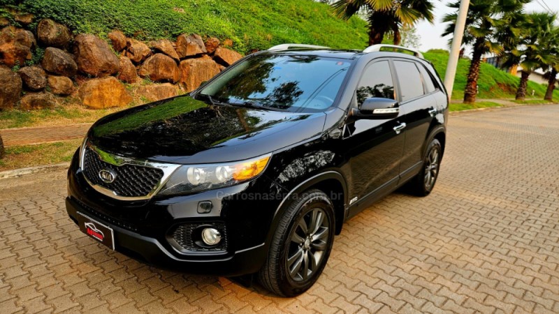 SORENTO 3.5 4X4 V6 24V GASOLINA 4P AUTOMÁTICO - 2011 - IVOTI