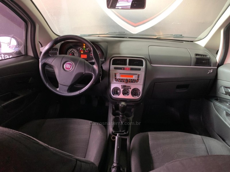 PUNTO 1.4 ATTRACTIVE 8V FLEX 4P MANUAL - 2011 - CAXIAS DO SUL