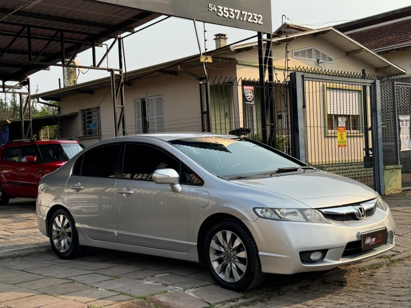 CIVIC 1.8 LXL SE 16V FLEX 4P MANUAL - 2011 - CAXIAS DO SUL