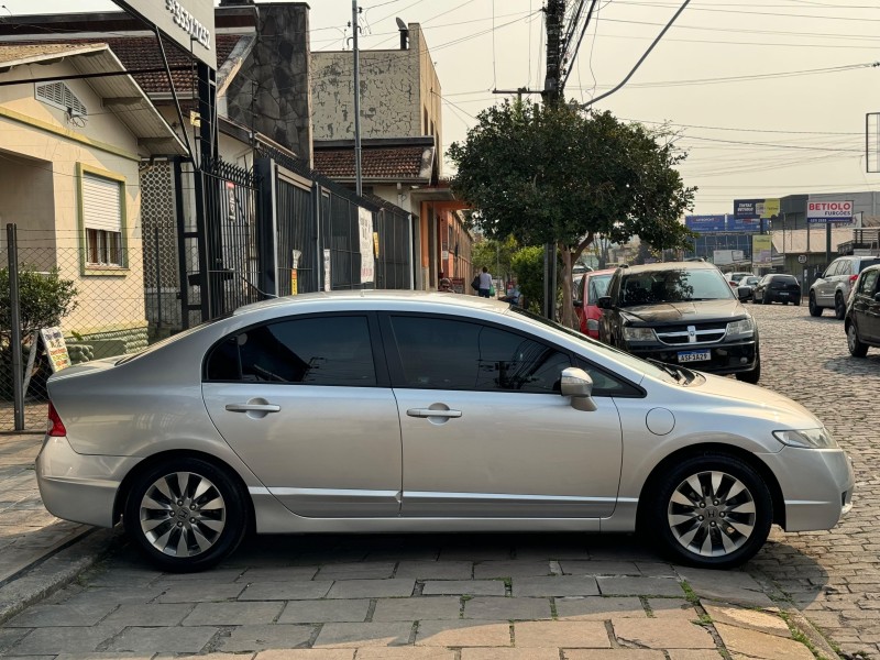 CIVIC 1.8 LXL SE 16V FLEX 4P MANUAL - 2011 - CAXIAS DO SUL