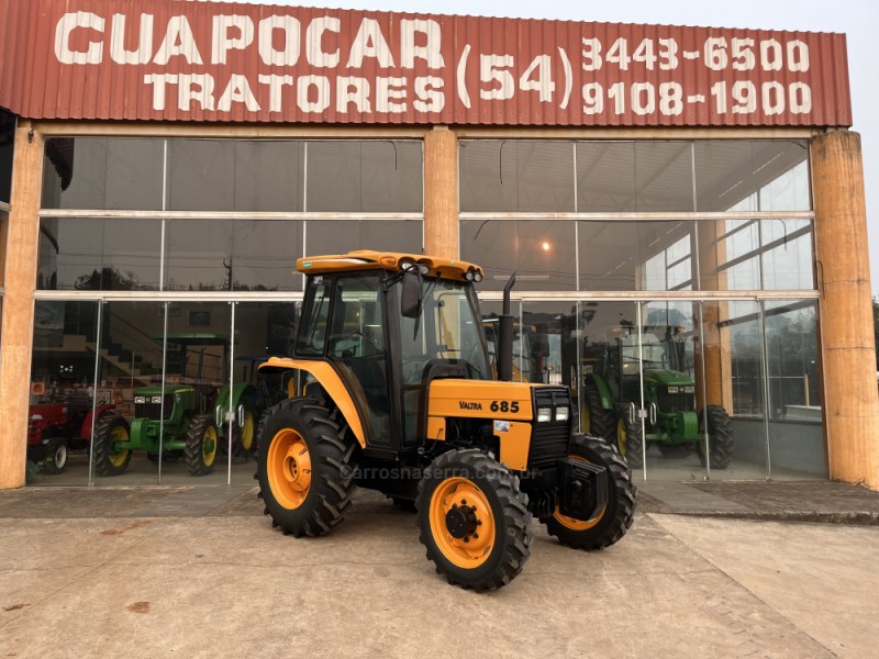 trator 685  1998 guapore