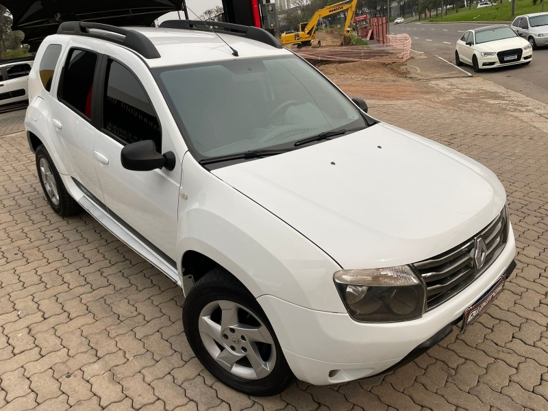 DUSTER 2.0 TECH ROAD II 4X2 16V FLEX 4P AUTOMÁTICO - 2015 - CAXIAS DO SUL