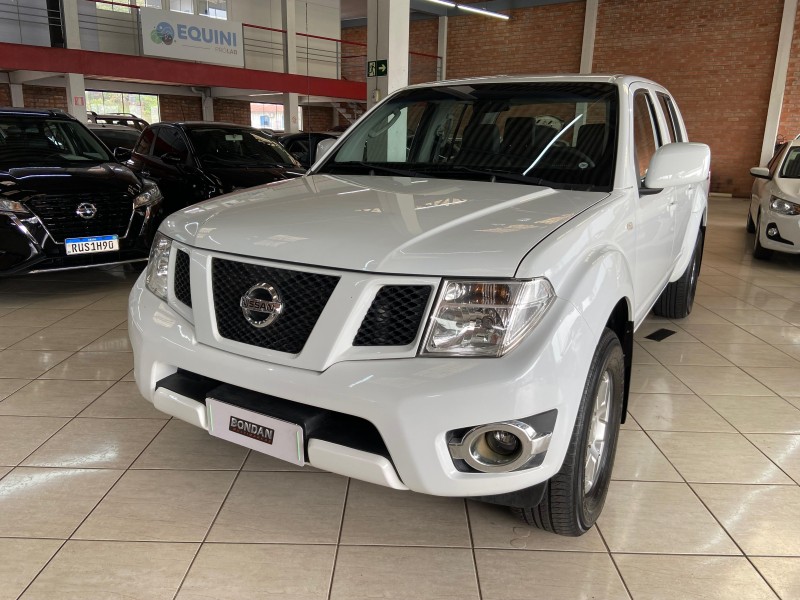 FRONTIER 2.5 S 4X4 CD TURBO ELETRONIC DIESEL 4P MANUAL - 2016 - FARROUPILHA