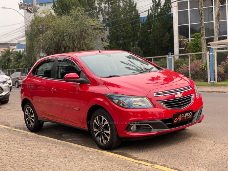 ONIX 1.4 MPFI LTZ 8V FLEX 4P MANUAL - 2013 - PAROBé