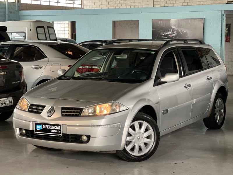 MÉGANE 1.6 DYNAMIQUE GRAND TOUR 16V FLEX 4P MANUAL - 2011 - CAXIAS DO SUL