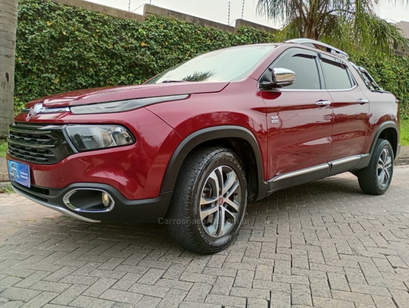 TORO 2.0 16V TURBO DIESEL VOLCANO 4WD AUTOMÁTICO - 2017 - CAXIAS DO SUL