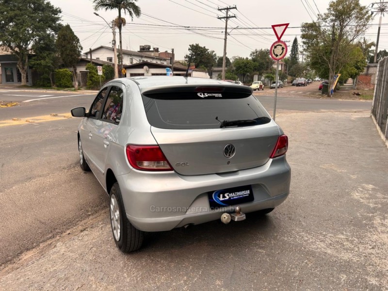 GOL 1.0 MI 8V FLEX 4P MANUAL G.V - 2013 - VENâNCIO AIRES