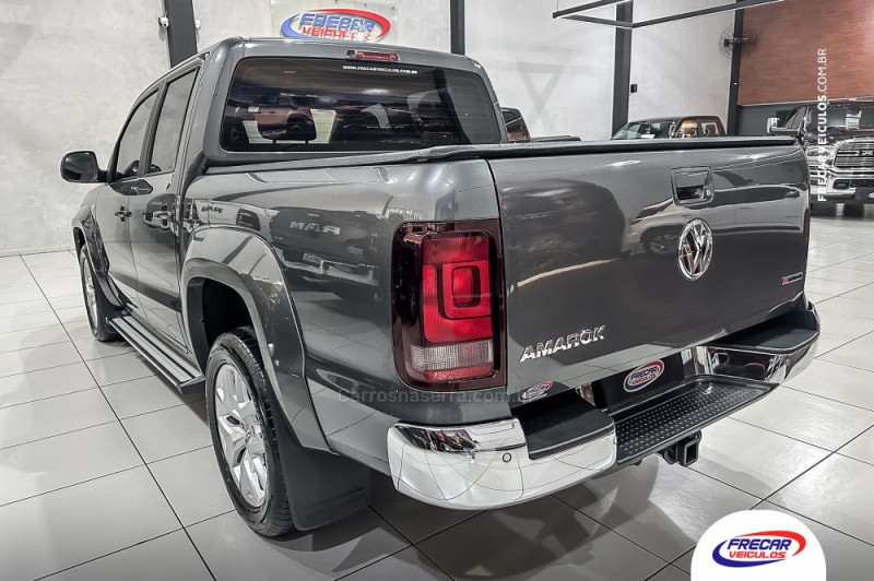 AMAROK 2.0 HIGHLINE 4X4 CD 16V TURBO INTERCOOLER DIESEL 4P AUTOMÁTICO - 2022 - SARANDI