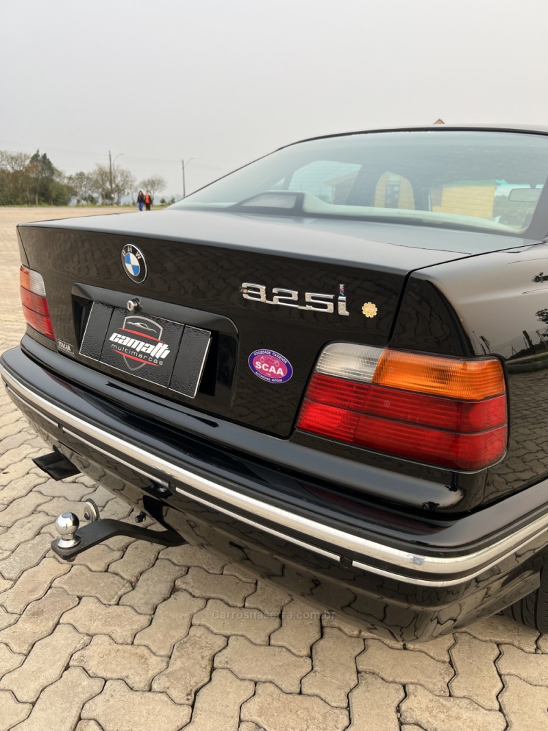 325I 2.5 SEDAN 24V GASOLINA 4P AUTOMÁTICO - 1992 - ANTôNIO PRADO