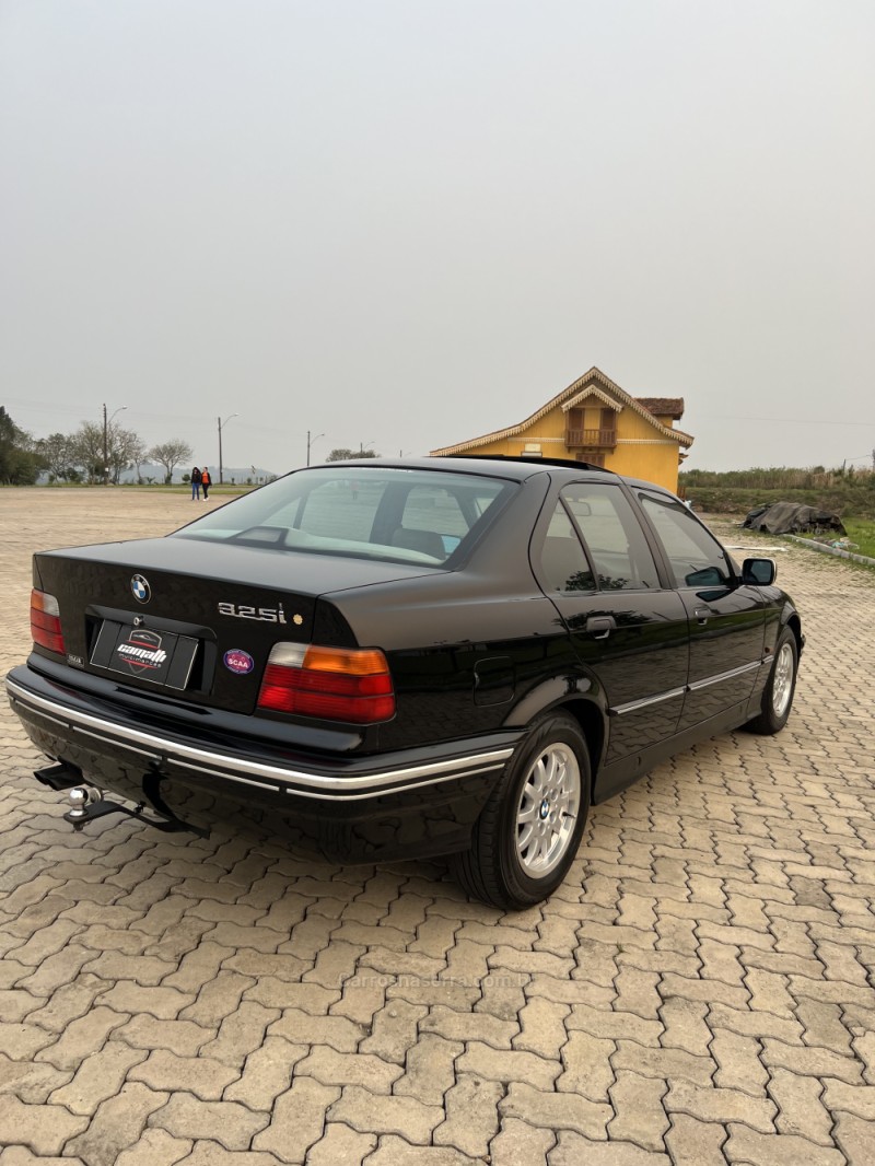 325I 2.5 SEDAN 24V GASOLINA 4P AUTOMÁTICO - 1992 - ANTôNIO PRADO